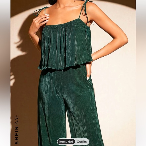 Plisse cami top and wide leg pants 2 piece set - Picture 2 of 6